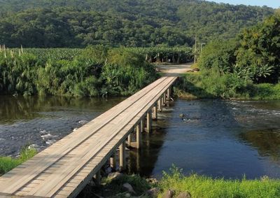 Estrutura foi entregue antes do prazo e garante seguran&ccedil;a na zona rural de Guaratuba.