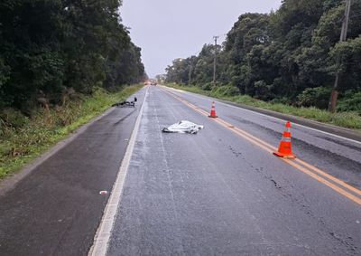 Colis&atilde;o aconteceu nas proximidades do Bavaresco na manh&atilde; deste domingo (16).
