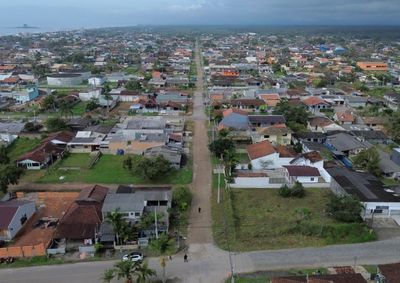 Moradores relatam d&eacute;cadas de preju&iacute;zos com alagamentos e esperam melhorias no escoamento da &aacute;gua