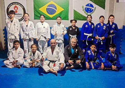 Modalidade vai al&eacute;m da atividade f&iacute;sica e contribui para a forma&ccedil;&atilde;o emocional, social e comportamental de crian&ccedil;as e adolescentes.
