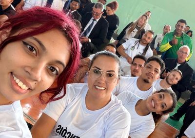 Maria Luiza dos Santos S&aacute; venceu sua categoria representando Len&ccedil;&oacute;is Paulista; Professor Montanha integrou a comiss&atilde;o t&eacute;cnica da equipe que levou bronze.