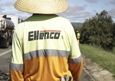 Oportunidades exigem experi&ecirc;ncia comprovada, disponibilidade para viagens e atua&ccedil;&atilde;o em alojamentos.