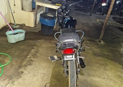Ve&iacute;culo foi localizado no Distrito do Campinho durante atendimento de ocorr&ecirc;ncia e apresentava altera&ccedil;&otilde;es que impediram sua identifica&ccedil;&atilde;o regular.