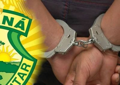 Homem teria usado mochila de entregador para transportar drogas e afirmou aos policiais que os entorpecentes seriam entregues ap&oacute;s pagamento via Pix.