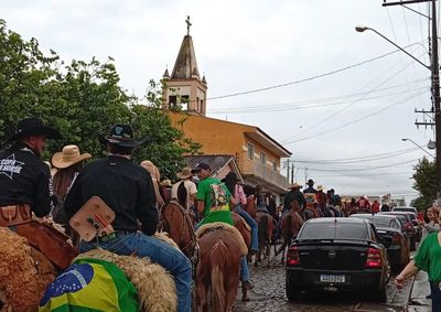 Celebra&ccedil;&atilde;o anual movimentou a comunidade no s&aacute;bado (10); programa&ccedil;&atilde;o de domingo (11) contou com missa e cavalgada.
