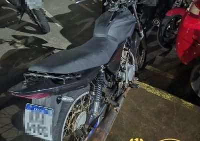 Ve&iacute;culo estava estacionado no Centro e foi encaminhado &agrave; 37&ordf; Delegacia Regional de Pol&iacute;cia para as provid&ecirc;ncias cab&iacute;veis.