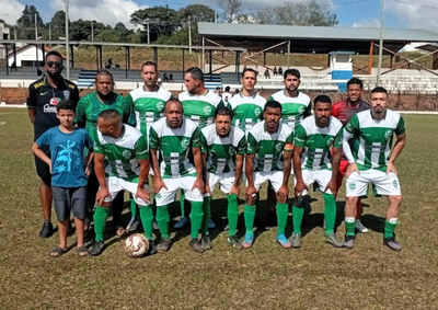 Equipe de Ponto Chique do Martelo chegou &agrave; quarta vit&oacute;ria consecutiva; Ajax tamb&eacute;m segue invicto ap&oacute;s empate com o Palestra. Confira a tabela atualizada.