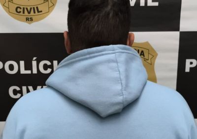 Indiv&iacute;duo foi localizado em Campo Bom durante a&ccedil;&atilde;o conjunta entre as delegacias de Taquara e Sapiranga; outros dois investigados j&aacute; haviam sido presos.