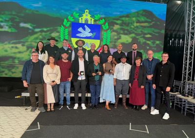 Pr&ecirc;mio Anselmo Waldemar Linden premia o Produtor Rural Modelo, o Empreendedor Rural e o Destaque no Turismo Rural.