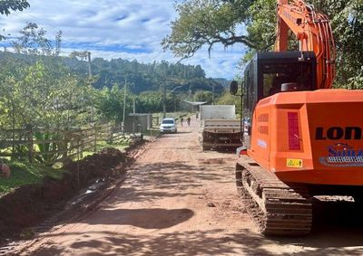 A medida &eacute; necess&aacute;ria para a execu&ccedil;&atilde;o de obras de drenagem e prepara&ccedil;&atilde;o da &aacute;rea que receber&aacute; novo cal&ccedil;amento.