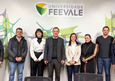 Pesquisadores de uma das mais renomadas institui&ccedil;&otilde;es da Alemanha permanecem na Universidade at&eacute; quinta-feira (18).