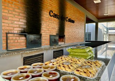 Evento ocorre na Rua Coberta, das 8h &agrave;s 17h, com participa&ccedil;&atilde;o de produtores, artes&atilde;os e atendimento da Casa do Colono.