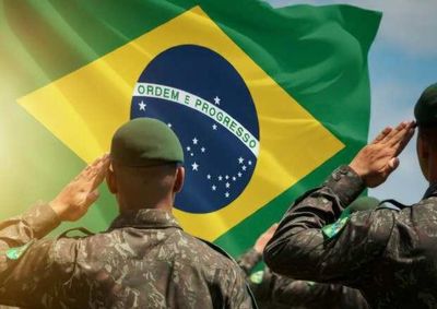 Jovens nascidos em 2008 devem realizar o procedimento pela internet; cidad&atilde;os em atraso precisam procurar a Junta de Servi&ccedil;o Militar do munic&iacute;pio.
