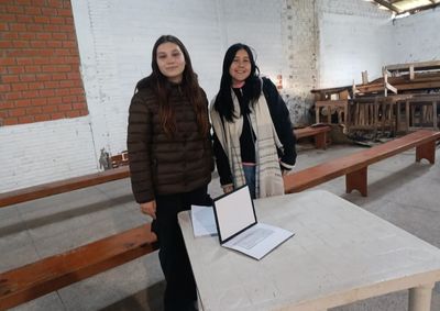 Programa beneficia 580 estudantes e capacita professores para fortalecer a aprendizagem nas escolas da rede municipal.