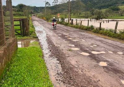 Medida preventiva realizada no Morro Pelado ajudou a normalizar o tr&aacute;fego ap&oacute;s as fortes chuvas desta quarta-feira (29).