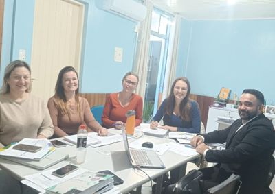 Forma&ccedil;&atilde;o abordou a organiza&ccedil;&atilde;o dos processos da Educa&ccedil;&atilde;o Inclusiva na rede municipal.