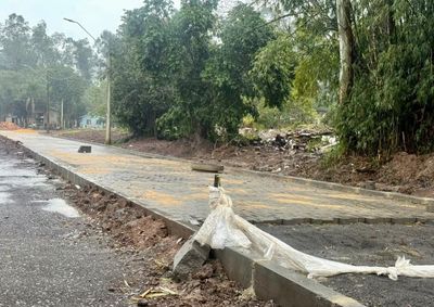 Administra&ccedil;&atilde;o Municipal executa novas pavimenta&ccedil;&otilde;es no bairro Eldorado e no distrito de Pega Fogo.
