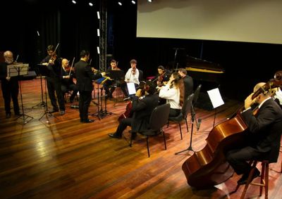 Oficina de M&uacute;sica reunir&aacute; estudantes, professores e m&uacute;sicos em uma programa&ccedil;&atilde;o de cursos, palestras e apresenta&ccedil;&otilde;es pela cidade.