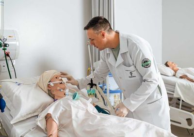 Ingresso ser&aacute; em fevereiro de 2027, no C&acirc;mpus II. Acad&ecirc;micos contam com aulas pr&aacute;ticas desde o in&iacute;cio da gradua&ccedil;&atilde;o.