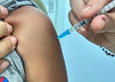 Mobiliza&ccedil;&atilde;o busca ampliar a cobertura vacinal de crian&ccedil;as e adolescentes menores de 15 anos.