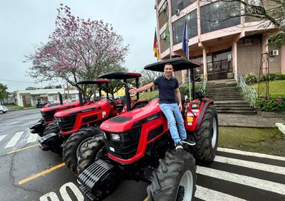 Os equipamentos, modelo Mahindra 6075L, ano 2026, representam um investimento de mais de meio milh&atilde;o de reais.