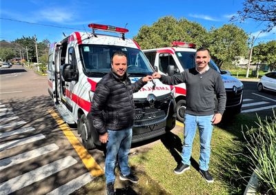 Novos ve&iacute;culos representam um investimento de quase R$ 700 mil e ampliam a estrutura de atendimento da Secretaria Municipal de Sa&uacute;de.