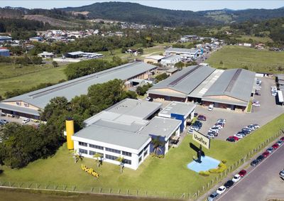 Pioneira entre as ind&uacute;strias cal&ccedil;adistas do pa&iacute;s, marca renova certifica&ccedil;&atilde;o que mede confian&ccedil;a, orgulho e bem-estar dentro da empresa.