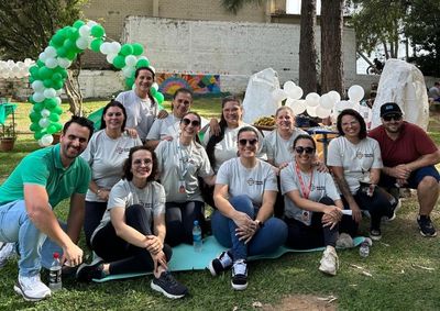 Encontros quinzenais orientam participantes sobre hipertens&atilde;o, diabetes, alimenta&ccedil;&atilde;o, medicamentos e h&aacute;bitos saud&aacute;veis.