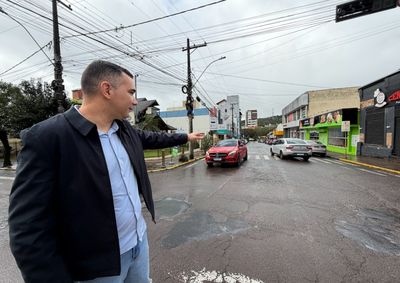 A obra contempla a reforma dos passeios p&uacute;blicos e dos meios-fios, com adequa&ccedil;&otilde;es voltadas &agrave; acessibilidade.