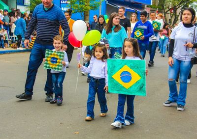 Evento reunir&aacute; escolas, bandas, secretarias e entidades em programa&ccedil;&atilde;o marcada para come&ccedil;ar &agrave;s 8h, na Rua Jo&atilde;o Mosmann.