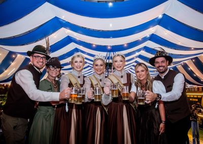 Maior festa comunit&aacute;ria do Brasil iniciou uma programa&ccedil;&atilde;o com mais de 80 atra&ccedil;&otilde;es distribu&iacute;das em nove palcos. Evento segue at&eacute; 18 de outubro.