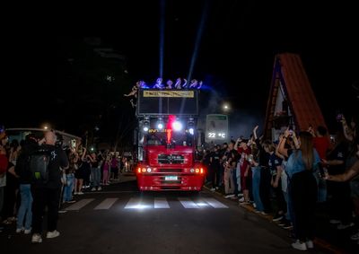 Tradicional a&ccedil;&atilde;o parte de Novo Hamburgo ao meio-dia e chega a Igrejinha &agrave; noite, passando por Campo Bom, Sapiranga, Parob&eacute;, Taquara e Tr&ecirc;s Coroas.