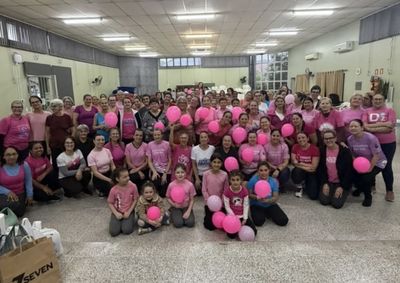 Encontro promoveu conscientiza&ccedil;&atilde;o sobre a sa&uacute;de da mulher, roda de conversa e arrecada&ccedil;&atilde;o de produtos para a AAPECAN.