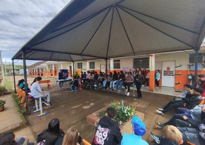 A&ccedil;&atilde;o na escola da regi&atilde;o do Rio da Ilha orientou estudantes sobre o armazenamento e a destina&ccedil;&atilde;o correta do &oacute;leo de cozinha usado.