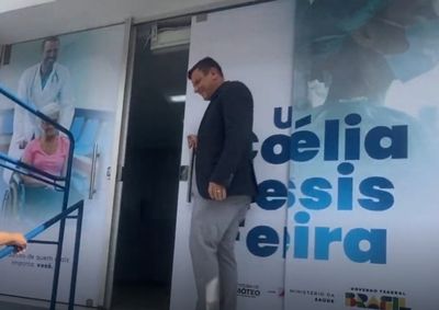 Espa&ccedil;o moderno na Pra&ccedil;a 29 de Abril passa a atender cerca de 4 mil moradores, enquanto a unidade do bairro Ana Rita entra em reforma tempor&aacute;ria.