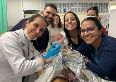 O procedimento cir&uacute;rgico ocorreu ap&oacute;s uma gestante em trabalho de parto avan&ccedil;ado dar entrada na unidade de pronto atendimento.

