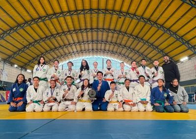 Estudantes do munic&iacute;pio conquistam medalhas no atletismo e no jud&ocirc;; classificados disputam etapas em Bras&iacute;lia e Foz do Igua&ccedil;u nos pr&oacute;ximos meses.