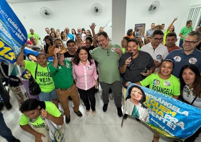 Evento organizado pelo vereador L&eacute;o Enfermeiro reuniu moradores na Vila Militar para debater investimentos e propostas para a sa&uacute;de na regi&atilde;o.
