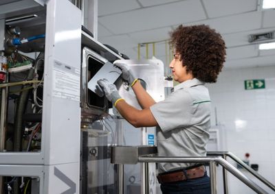 Aporte viabilizou novos equipamentos, simuladores e parcerias tecnol&oacute;gicas para o desenvolvimento de insumos e processos industriais.