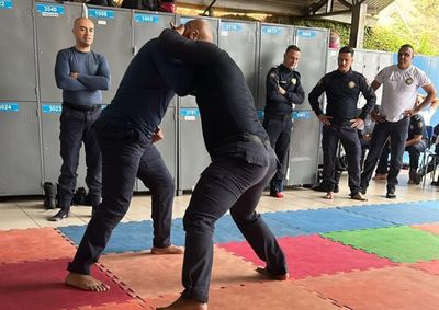Treinamento com dura&ccedil;&atilde;o de 80 horas contempla 103 agentes da corpora&ccedil;&atilde;o e busca atualizar procedimentos t&eacute;cnicos e operacionais sem afetar o patrulhamento.