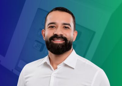 Entrevista abordar&aacute; propostas e trajet&oacute;ria do candidato a deputado estadual pelo PL nesta segunda-feira.