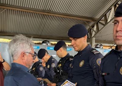 Solenidade celebrou a data comemorativa da corpora&ccedil;&atilde;o e entregou certificados de destaque profissional a agentes por sua atua&ccedil;&atilde;o municipal.