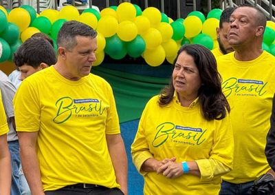 A parlamentar participou da programa&ccedil;&atilde;o c&iacute;vica ao lado de lideran&ccedil;as municipais e moradores durante as celebra&ccedil;&otilde;es no munic&iacute;pio.