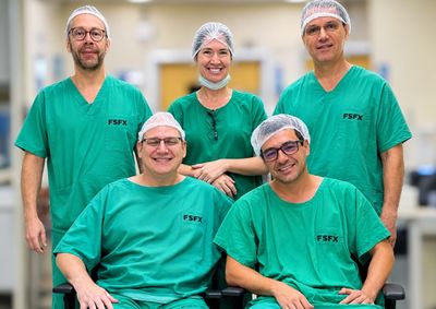 Procedimento inovador utilizou microcirurgia com retalho de antebra&ccedil;o para restaurar fun&ccedil;&otilde;es anat&ocirc;micas em jovem diagnosticada com c&acirc;ncer.