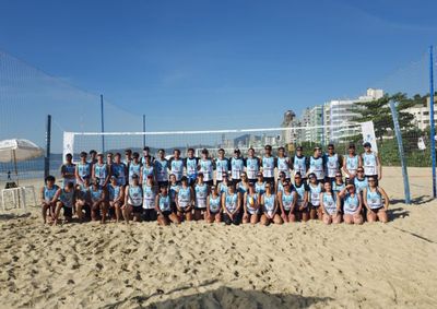 Munic&iacute;pio soma 17 medalhas no Parajesc, 4&ordm; lugar nacional no v&ocirc;lei master e sediou etapa do Circuito APRI de V&ocirc;lei de Praia.