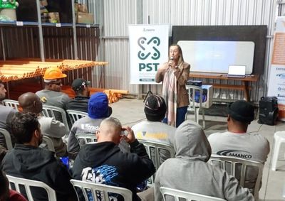 A&ccedil;&atilde;o da Secretaria de Sa&uacute;de reuniu cerca de 50 colaboradores para debater o gerenciamento de riscos ocupacionais e a preven&ccedil;&atilde;o do esgotamento no trabalho.