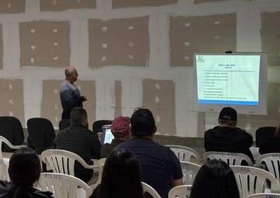 Encontro reuniu moradores e lideran&ccedil;as para apresentar sugest&otilde;es &agrave; LDO e LOA do pr&oacute;ximo ano.
