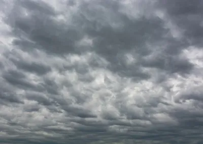 Ap&oacute;s dias de calor e tempo firme, instabilidade avan&ccedil;a pelo estado com risco de rajadas de vento, granizo e decl&iacute;nio nas temperaturas.