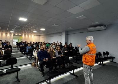 Secretaria de Educa&ccedil;&atilde;o e Defesa Civil alinham protocolos de seguran&ccedil;a e vistoriam escolas para garantir pronta resposta em caso de emerg&ecirc;ncias.
