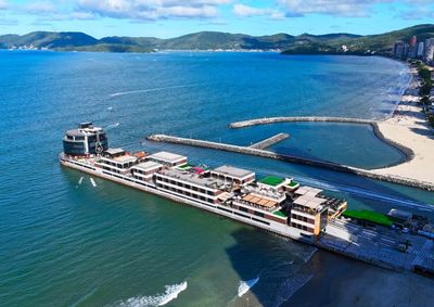 Estrutura sobre o Rio Perequ&ecirc; vai interligar Balne&aacute;rio Perequ&ecirc; e Meia Praia, facilitando a mobilidade a p&eacute; e impulsionando o turismo na regi&atilde;o.